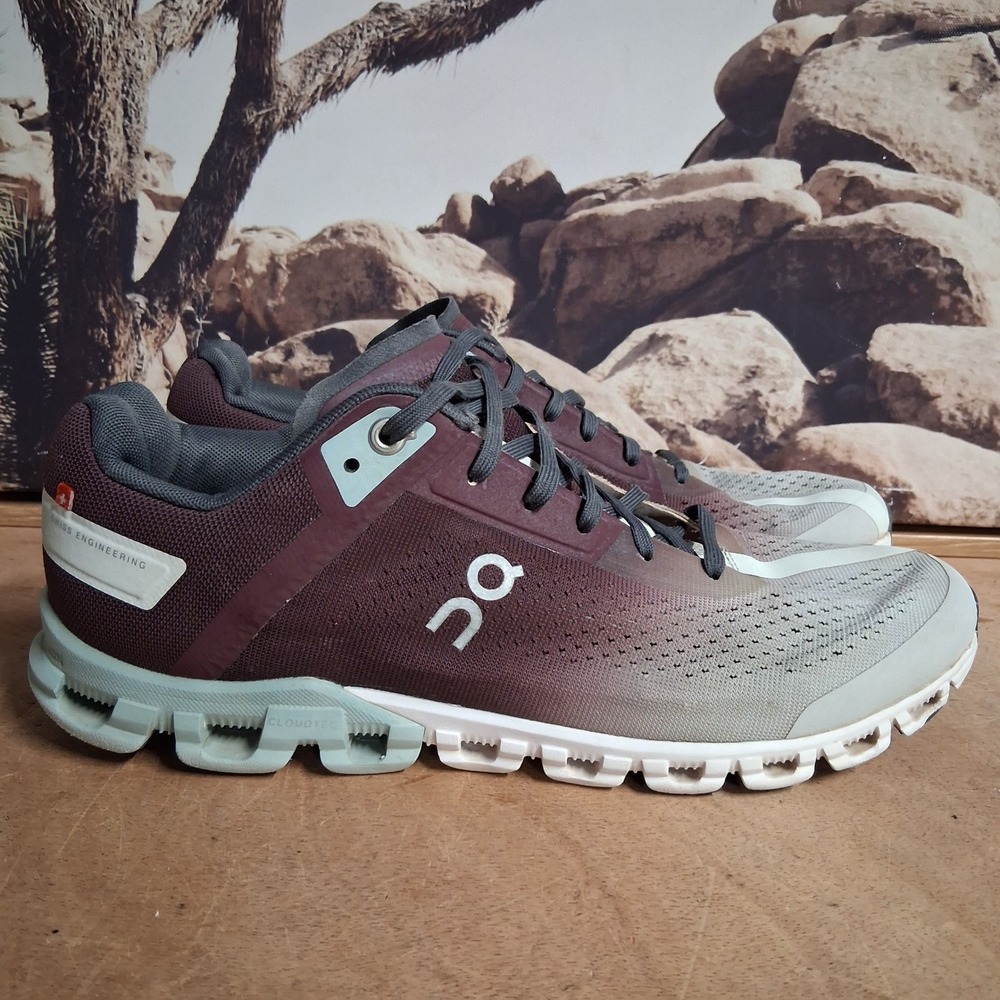 On Cloudflow Women Running Shoes Mulberry Mineral Helion CloudTec Sneakers 9.5
